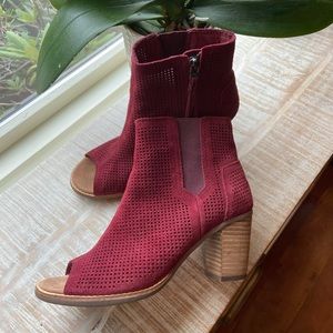 TOMS Peep-Toe Ankle Bootie Sz 6.5